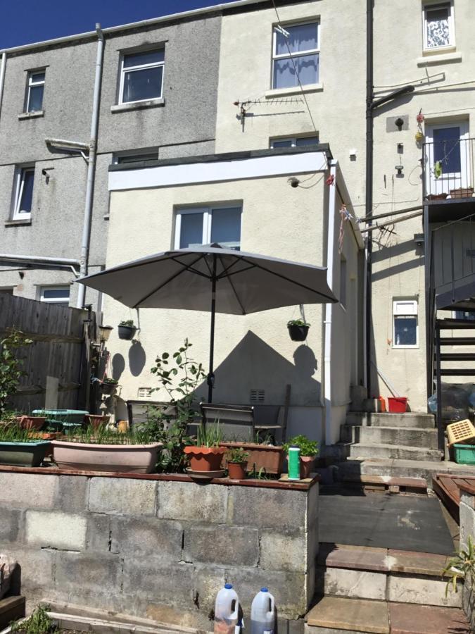 Apartment With Shared Garden And Basic Equipments Plymouth Kültér fotó
